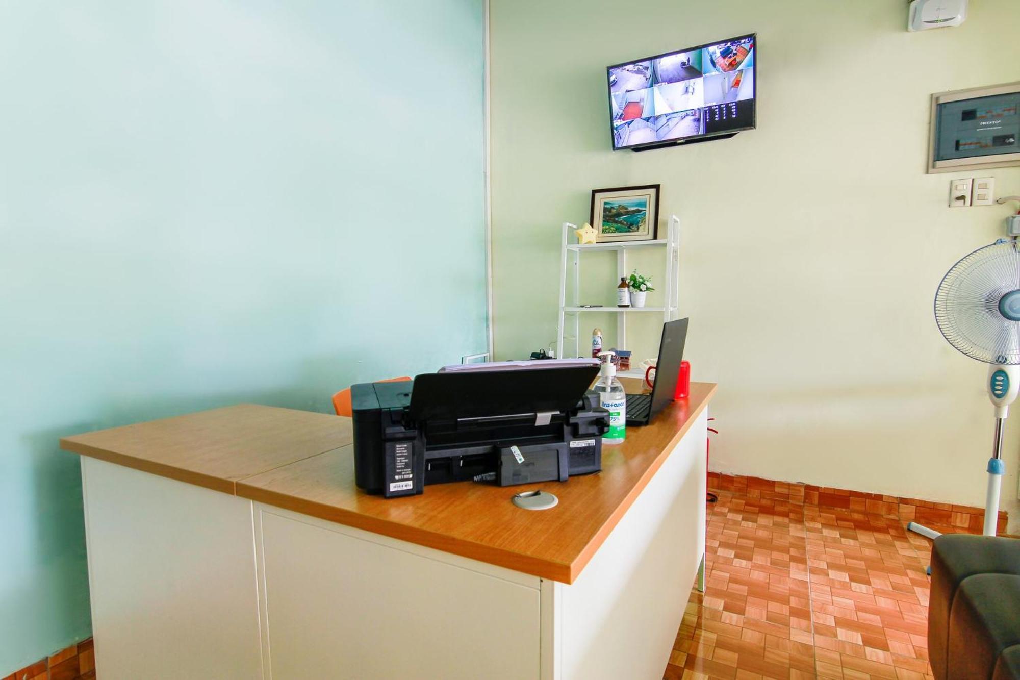 Oyo 3493 Nami House Hotel Medan Luaran gambar